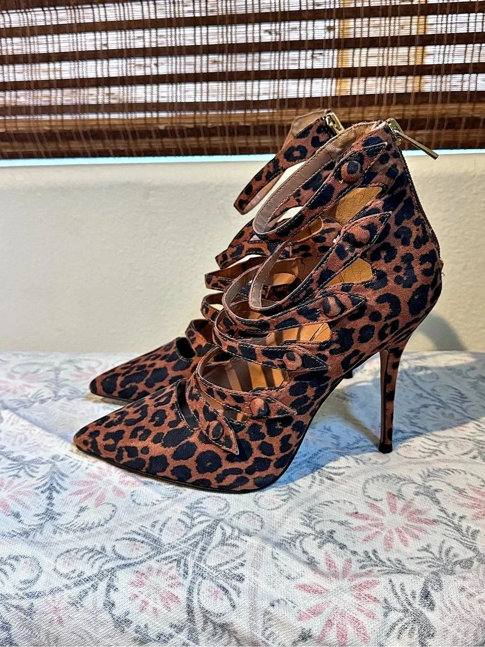 Jessica Simpson Canye Leopard Print Pointed-Toe Heels nwot